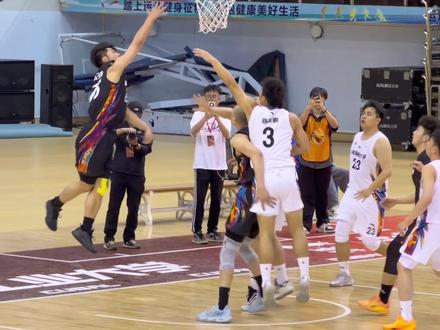 半场打出48分巨大分差,湖南工大男篮轻松拿下三连胜!#CUBAL西南赛区