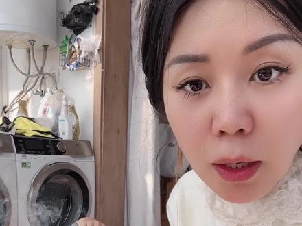 跟着倪师学中医,先调理自己和家人。个人认为艾灸能治病,去病痛,去病根。 亲测有效。 如果做了艾灸气血没有变化,疾病没有变化,应该考虑是不是做错了,比如穴位和艾灸的方法。 艾灸我一直坚持用隔姜,隔盐,隔蒜,头上的地方用凡士林。 选取的是艾灸的纯阳之性,它的烟向上,它的性是向下找水。驱寒,去湿。#艾灸 #倪海厦 #肚子疼 #肠痉挛 #自学中医