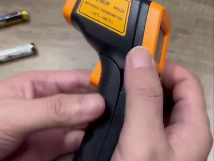 希玛AR320红外测温仪操作使用视频,测油温#测温仪 #五金工具 #测温枪