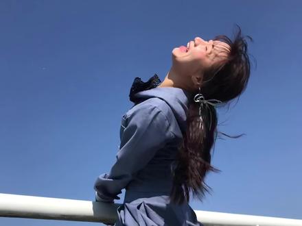 来学!!一个人如何拍出生命力照片
昆明的天气好好呀,这次和朋友拍摄了拍照教程,拍出来的照片都很满意🥰🥰
拍出来的天空都蓝蓝的,喜欢喜欢
#拍照教程 #拍照姿势 #生命力照片 #手持坐台#影石flow2pro