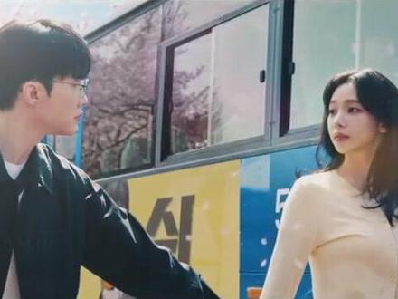 啊?意想不到的广告合作?!Karina and Faker for Google Play#柳智敏 #柳智敏karina