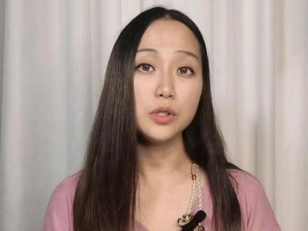 不要过度介入他人的剧本
不要过度介入他人的情绪中心
每个人都有自己的剧本要体验
有自己的功课要领悟
没有边界的共情与同理心
只会让自己陷入拯救者和圣母心模式
#女性成长 #情感共鸣 #传递正能量 #认知觉醒 #智慧人生