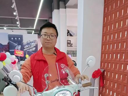 你还在为你的电动车有各种提示音而烦恼吗?其实可以关掉的,方法就只有这2步,学会以后想开就开相关就关#湖北台铃封神 #台铃封神 #火眼机甲赤兔 #台铃蝴蝶 #电动车 @台铃电动车 @DOU+小助手 @简体美(名泉店) @DOU+上热门