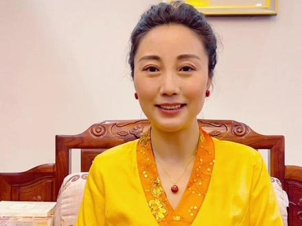 藏族人不能触碰的身体部位?#民族特色民族文化 #民族服装#优雅女人