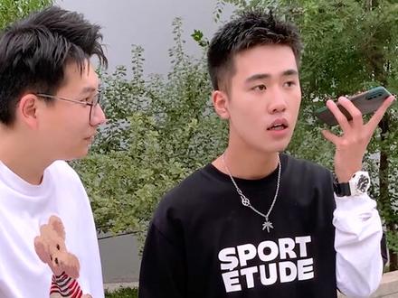 都跟尹渝翔学学做接机牌~ #抖在恋爱季 #山东生活日记