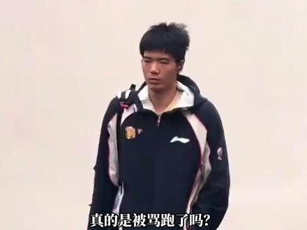 焦泊乔申请离队真相:杜锋的固执 熬垮了又一位天赋内线 #dou来cba#cba球评大会#焦泊乔离队