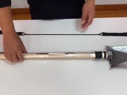 神獒铲的功能还挺全的。#户外 #铲子