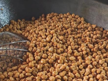 阿杜不仅会唱歌,原来还会炸肉丸!高平阿杜肉丸,让你想起小时候的味道!