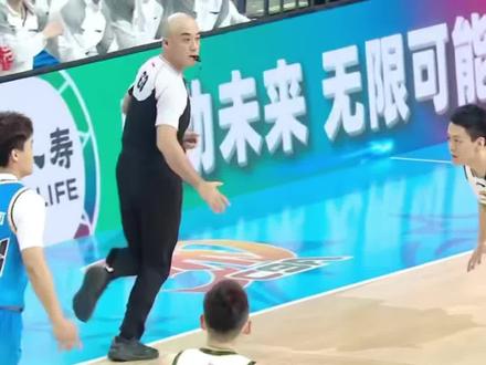 #CBA 北京北汽94-81辽宁本钢,#赵睿 天神下凡,#杨鸣被驱逐出场 #cba评球大会 #dou来cba