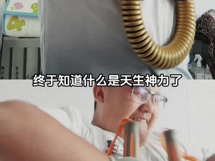 学校拔河比赛从此出了个神话(素材:M星空) #握力 #力量 #初中生