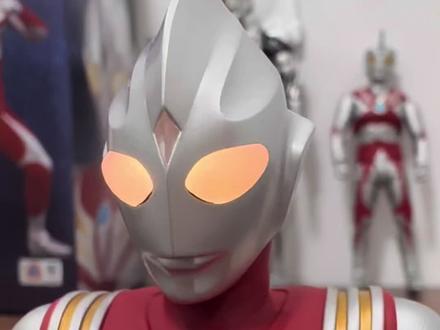 alphamax迪迦奥特曼强力型评测#奥特曼系列 #迪迦 #布衣奥特曼 #评测