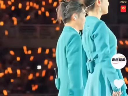 凤凰换主唱后歌越来越难唱了,玲花感受了前有未有的快乐#凤凰传奇