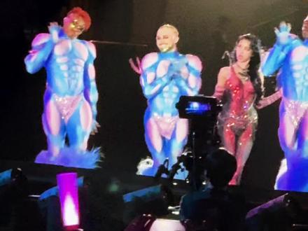 只有蔡依林10级老粉才能看懂的vlog✨永远以jolin为荣 下一站你们去哪里?
#蔡依林演唱会repo #蔡依林 #蔡依林演唱会 #蔡依林pleasure #演唱会vlog