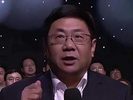 山东电视台《问政山东》主持人硬核提问名场面 压迫感十足