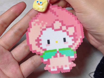 新手0门槛!5分钟搞定超萌拼豆小挂件图纸来源:🍠@purple呆呆#拼豆教程 #新手入门拼豆 #拼豆图纸分享