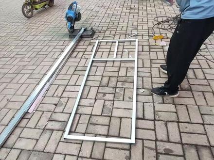 焊一个落地喷绘架子#记录工作记录生活 #喷绘坐地架子