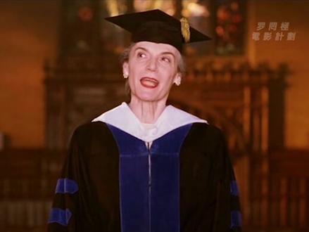 希拉里的母校是什么样子 #蒙娜丽莎的微笑 #萤火计划 #我的观影报告 #希拉里 @DOU+小助手