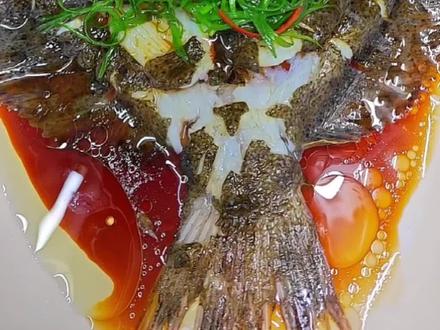 清蒸多宝鱼,过年来安排,名字好听,肉质也鲜甜。#创作灵感 #清蒸多宝鱼 #清蒸鱼 #年夜饭 #舌尖上的年味儿