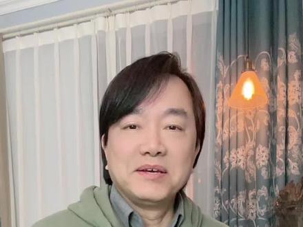 新版《鸿雁于飞》
昆曲念白换人了!
奚晓天替换沈羽楚
奚晓天是谁?#刀郎#鸿雁于飞#昆曲念白#奚晓天#闺门旦