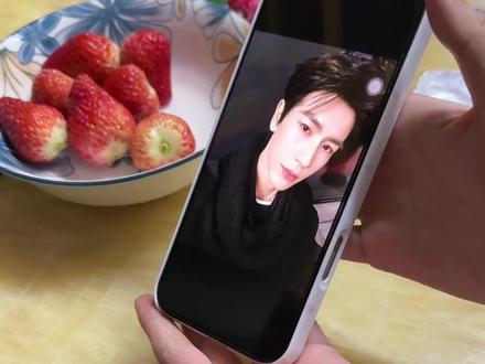 关于我和我姥爷说张凌赫是我男朋友这件事,我姥爷是满眼的肯定哈哈哈哈哈哈🤭(张凌赫老师对不起哈🫣)#张凌赫