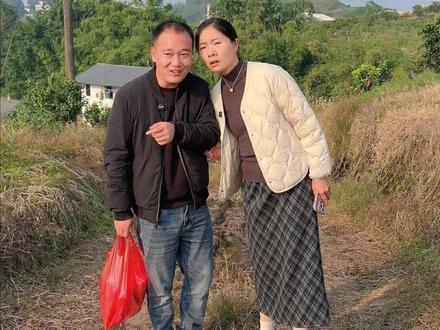 冬天趁天气好,一起出来冬游也不错哦#纪录美好生活 #龚小莉花生酥