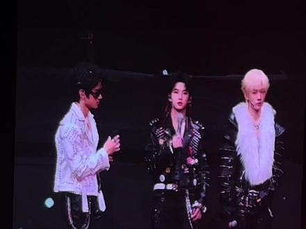 穆祉丞你一直都是我的超级偶像#穆祉丞 #演唱会 #但求一刻你能倾听我