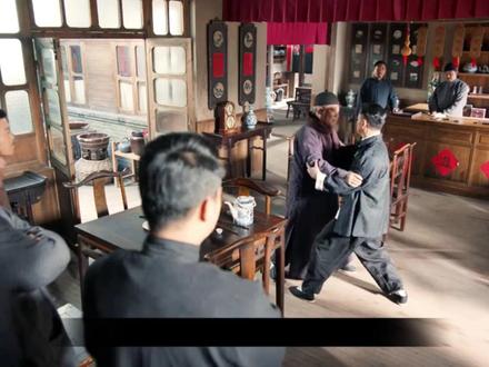 第5集:60岁大爷竟然能和年轻小伙子过招,真是个练家子