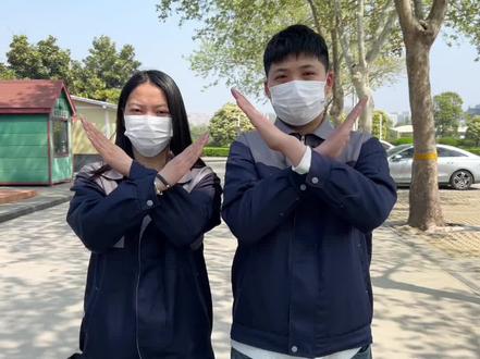 热门汽车坐垫材质,90%的人都选错了!
冰丝≠冰感,亚麻≠透气,毛绒≠保暖,4大热门材质全拆解,看完再也不踩坑!
#汽车好物 #开车必备 #汽车内饰 #西西猫坐垫 #西西猫汽车坐垫