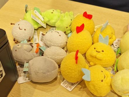日版角落生物炸虾公仔!正版控闭眼冲! 日本代购正品保证,软fufu的炸虾杂草公仔,揣兜里的治愈小物~#可爱到爆炸💥 #角落生物 #毛绒玩具 #毛绒公仔 #有趣不撞款的520礼物 #