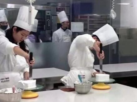 学烘焙被骗2万,曝光这7家培训机构,90%不知道的
#烘焙培训 #烘焙 #蛋糕培训 l
