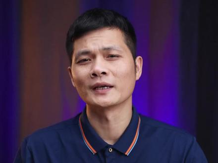 苹果的外国版本都是单卡,那它能否改双卡?又是如何改的呢?#苹果手机 #苹果改双卡 #爱修汇 #手机维修