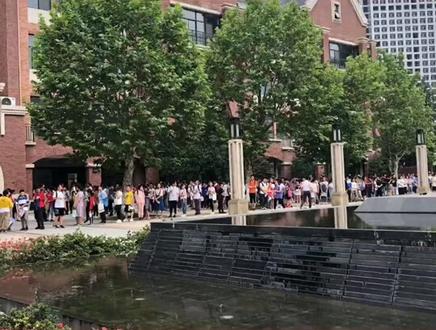 殚竭心力终为子,可怜天下父母心!@抖音小助手