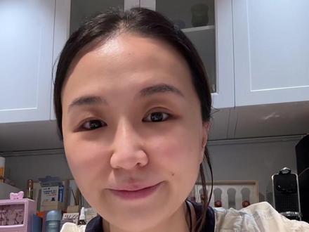 婚礼后的感受… 对了!当下我很用心在感受,也在“台上”很认真的看了每一个人的脸,记在脑海中,很幸福,不是因为爱情,而且因为这些人…#婚礼结束