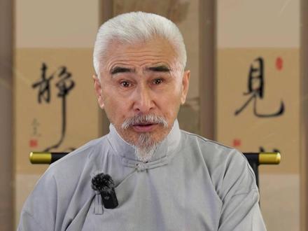 莫用筷子敲碗碟,反手倒水使不得#为人处世 #人情世故 #古人智慧 #俗语