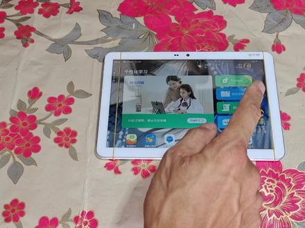 读书郎学习机,平板电脑,屏幕总成坏,维修好,解决方法#原来冰箱洗衣机还可以这样 #冰箱结冰不清理特别耗电 #冰箱结冰不清理特别耗电 #夏普电视看抖音方法 #液晶电视维修