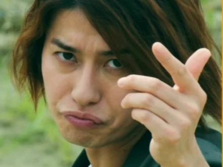 #假面骑士build #武田航平 红爹初次变身展示