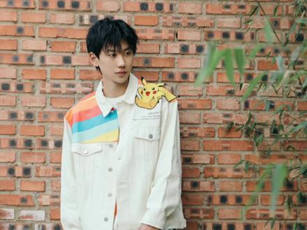 #2022艺考 来自原际画公司的怿涵,资料身高180,《创造营2021》选手,预测成为2022届表演专业艺考生