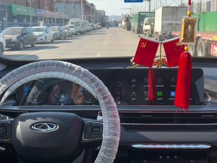 奇瑞瑞虎车辆跑偏,打方向重,四轮定位校正解决问题#奇瑞四轮定位 #精准四轮定位底盘调校 #车辆跑偏甩尾发飘 #方向盘不正 #轮胎偏磨吃胎