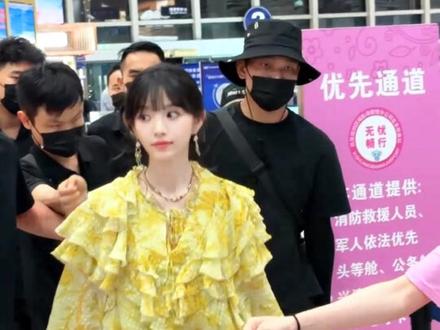 女神 即将闪耀新加坡🇸🇬 #田曦薇 #GUCCI