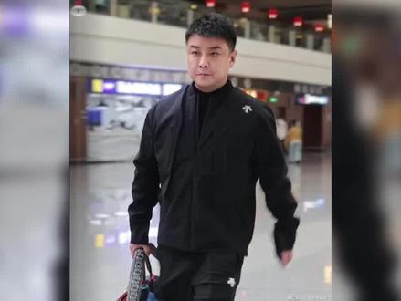 #国乒小将出征多哈 #WTT多哈支线赛 #国乒新生代冲分夺奖 #温瑞博黄友政覃予萱 #国乒多哈练兵