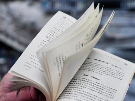 我在广西找到了武侠世界里的藏经阁 #悬崖书店#棉花天坑#悬崖泳池