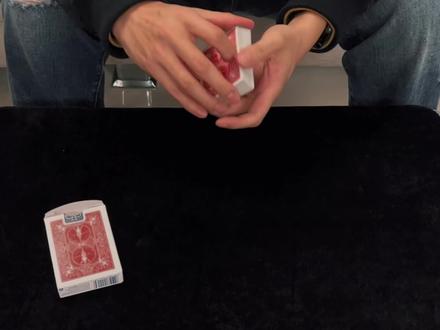 超神奇的纸牌互换术|魔术教学
你学会了吗?
#魔术教学 #扑克牌魔术 #纸牌魔术 #魔术师 #变个魔术
