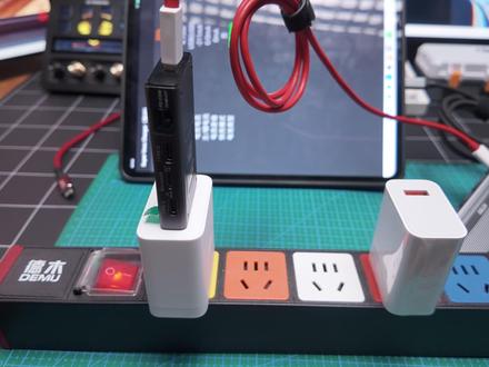 解决一加平板拓展坞充电慢掉电问题, USB检测仪卡快充教学 一加平板pro原装充电头搭配FNB58的USB检测仪就可以实现拓展坞充电不掉电,激活9V的充电电压!#拓展坞 #FNB58 #一加平板 #一加平板PRO #卡快充