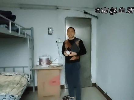 烤馒头升糖高吗?实测吃62.8克吃前血糖4.8,餐后血糖太惊人了 #平凡生活 #生活纪实 #糖尿病饮食