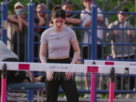 #田径 #夏思凝 #林雨薇
女子跨栏运动员的身材太棒了吧