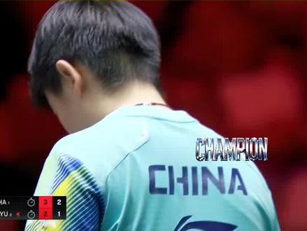 孙颖莎王曼昱女单决赛场上的小插曲,这可是李宁代言人的比赛服啊 #孙颖莎 #王曼昱 #新加坡大满贯 #李宁 #女单