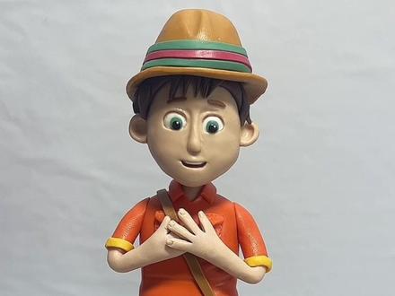 #手工diy ,汪汪队立大功,汪汪队的探险家 卡罗斯, 他穿着橙色的衣服,背着小背包,戴着红绿色 遮阳帽 他来了他来了