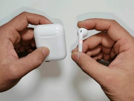 蓝牙耳机充不进电没反应,不用拆机,修好很简单 #蓝牙耳机 #数码科技 #维修小技巧