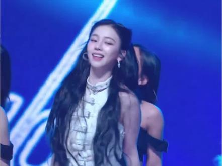 韩女2026爆🔥发型整理‼️这些也太火了… 韩女流行发型#韩女#变美#发型#粉彩妆