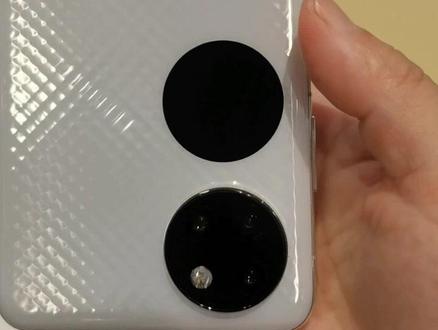 教你一招🤓华为p50pocket外屏设置